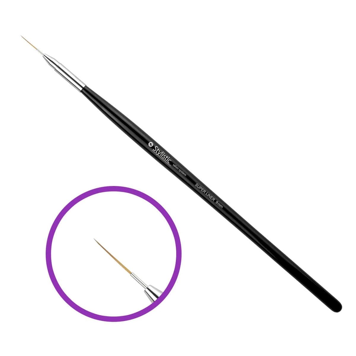 Stylischer Super-Liner-Pinsel