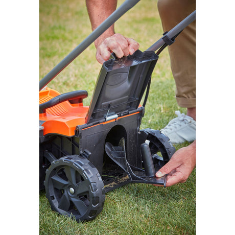 Black+Decker BCMW3318L2-QW 2x 18V Rasenmäher (orange schwarz, 2x 18V 2,5Ah Akku und Ladegerät im Lieferumfang enthalten)