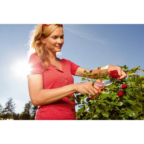 Wolf-Garten Gartenschere Premium Plus RR 4000 - max. Schnittdurchmesser 22 mm - Links- und Rechtshänder - Soft-Inlay-Griff - Schnittwinkel 30° - Für große Hände - Auswechselbare Klingen