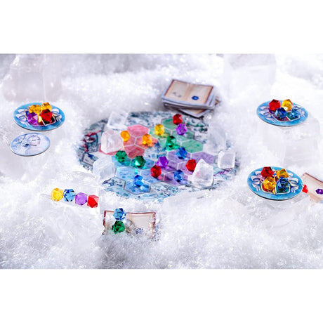 Europäisches Spielernetzwerk Winterkönigin-Brettspiel (englisch, 2 – 4 Spieler, 20 – 30 Minuten, ab 10 Jahren)