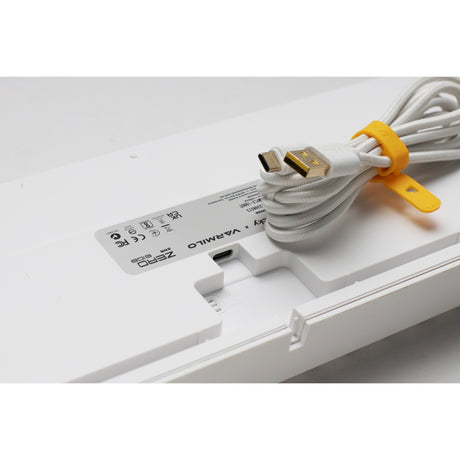 Ducky Zero 6108 Pure White RGB mechanische Gaming-Tastatur (weiß, US-Layout (QWERTY), Cherry MX2A Brown, 100 %, RGB-LEDs, Double-Shot PBT, Hot Swap, 2,4 GHz | Bluetooth | USB-C)