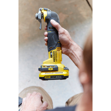 Stanley Fatmax V20 18 V Multitool Multifunktionswerkzeug (gelb schwarz, Koffer, 2 Akkus (2,0 Ah) und Ladegerät (2 A) im Lieferumfang enthalten)