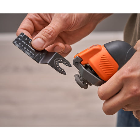 Black+decker bdcos18n-xj 18 V oszillierendes Multitool-Multifunktionswerkzeug (orange schwarz, Akku und Ladegerät nicht im Lieferumfang enthalten)