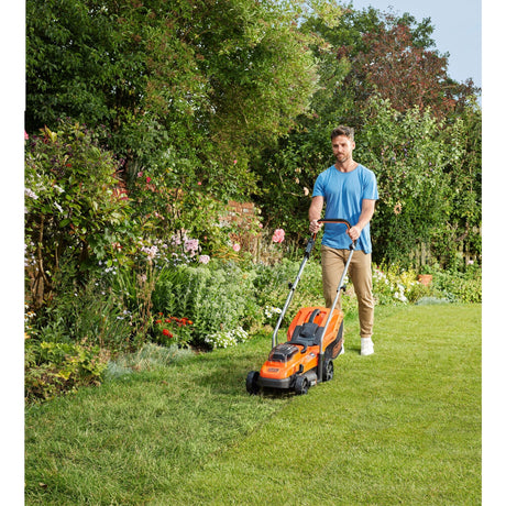 Black+Decker BCMW3318L2-QW 2x 18V Rasenmäher (orange schwarz, 2x 18V 2,5Ah Akku und Ladegerät im Lieferumfang enthalten)