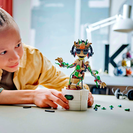 Lego Superhelden 76297 tanzen groß