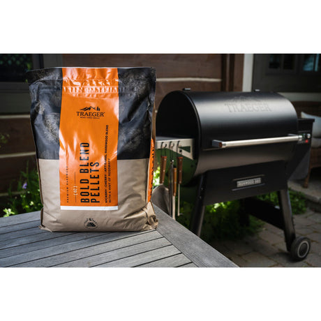 Traeger Bold Blended Pellets – Brennstoff in limitierter Auflage (8 kg)