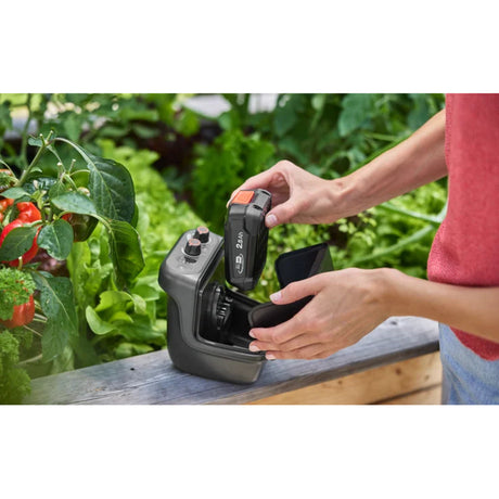 Gardena Akku Regenfasspumpe 2400 Comfortautomatic 18V P4A Fertigset inkl. Akku und Ladegerät (dunkelgrau schwarz, 14605-20 | Pumpe | Akku | Ladegerät | Schlauch und Anschluss)