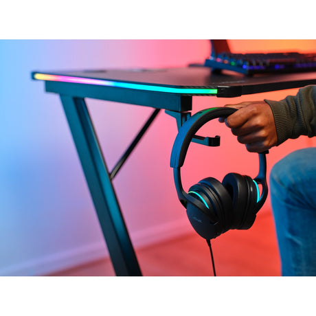 Vertrauen Sie dem GXT 709 Luminus RGB-Gaming-Schreibtisch