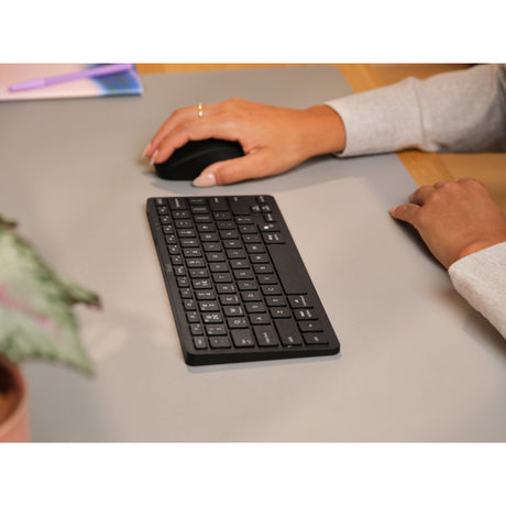 Trust Nado II Bluetooth-Tastatur (schwarz, US-Layout (QWERTZ), Scherenschalter, 80 % (TKL), Bluetooth)