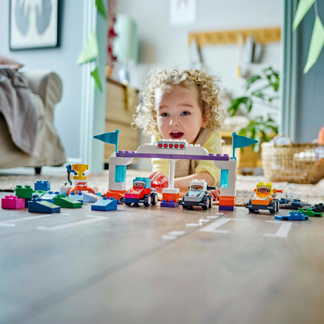Lego Duplo Town 10445 F1-Team-Rennwagen und Fahrer