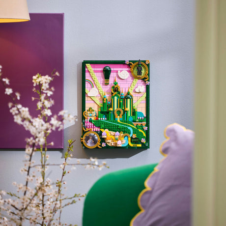 Lego 75685 „Wicked Emerald City“ als Wandkunst