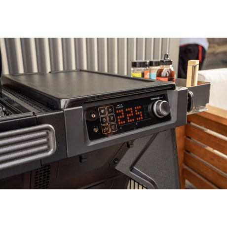 Traeger Woodridge Pro Pelletgrill (schwarz, WLAN)