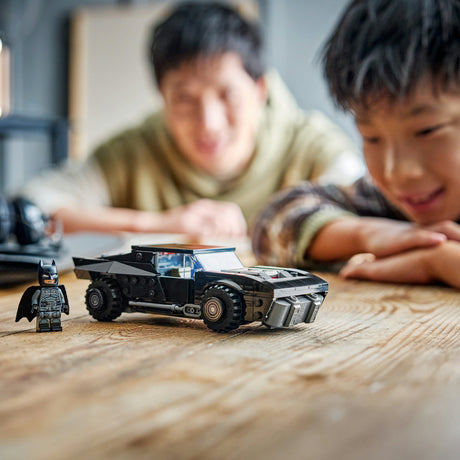 Lego Superhelden 76332 das Batman-Batmobil