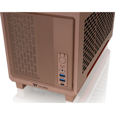 Thermaltake tr100 gravel sand mini tower behuizing (lichtbruin | 2x usb-a | 1x usb-c)