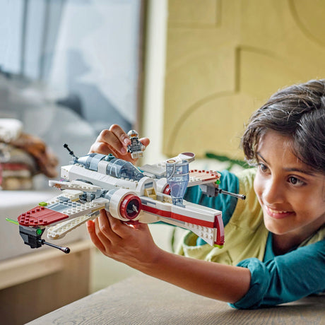 Lego Star Wars™ Arc-170 Starfighter™ Build 75402