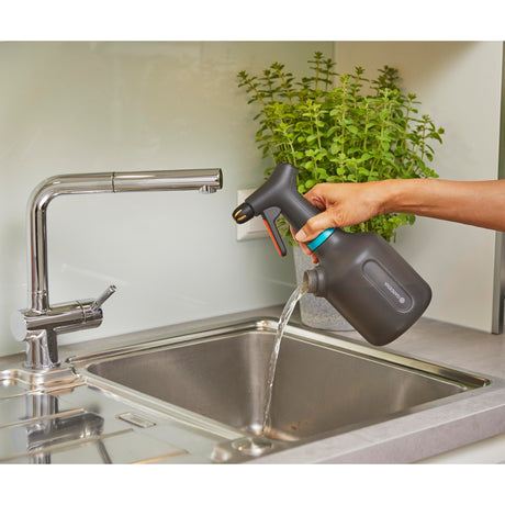 Gardena Pflanzensprüher 1 l (grau, 11112-20)
