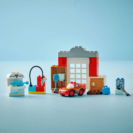 Lego Duplo Disney und Pixar Cars McQueens Besuch in Docs Garage – 10456