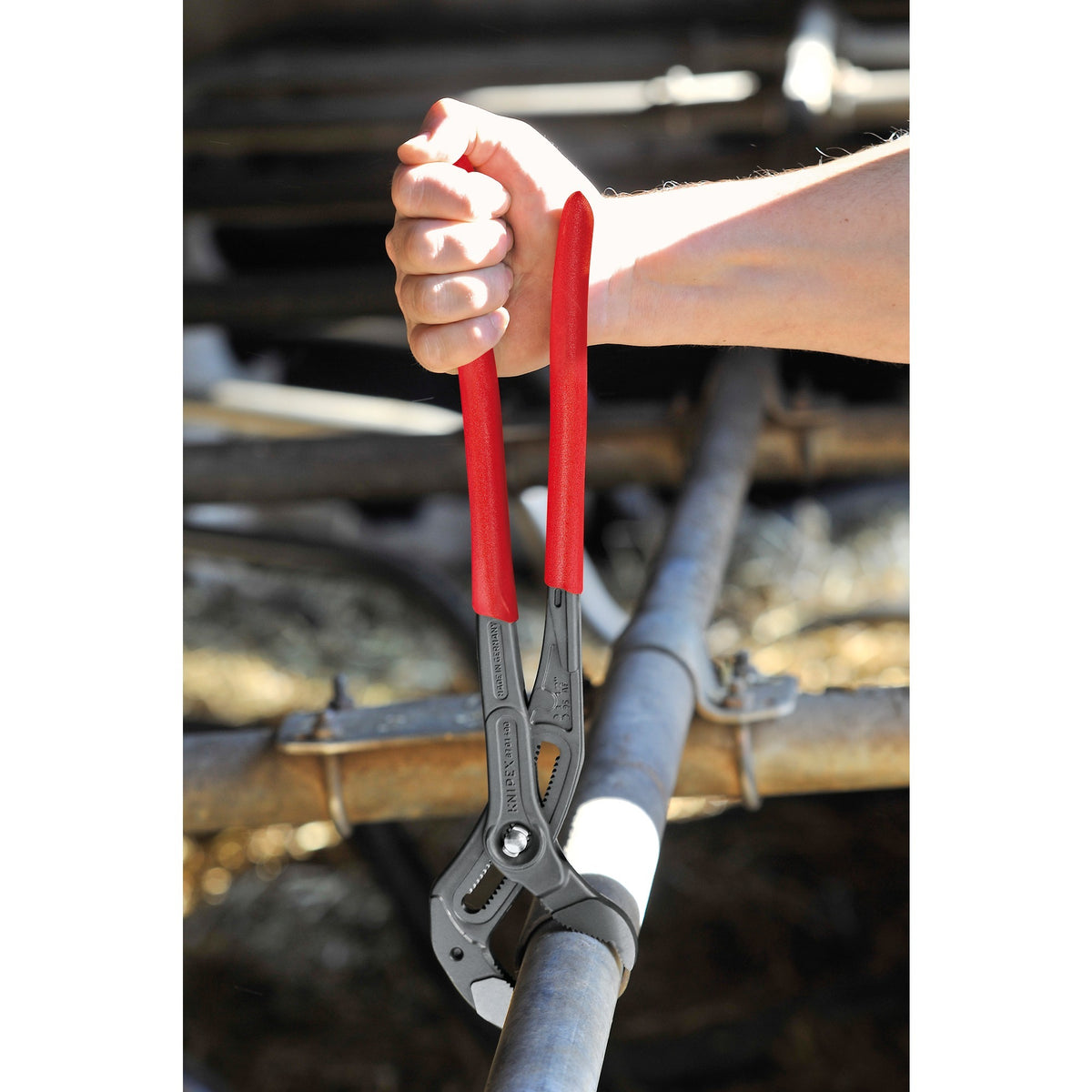 Knipex Cobra XL Wasserpumpenzange 8701400 Schwedische Wasserpumpenzange (rot)