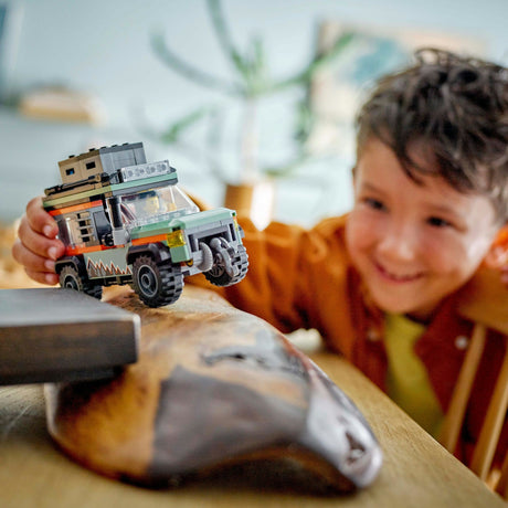 Lego City 60447 4x4 Geländewagen für die Berge