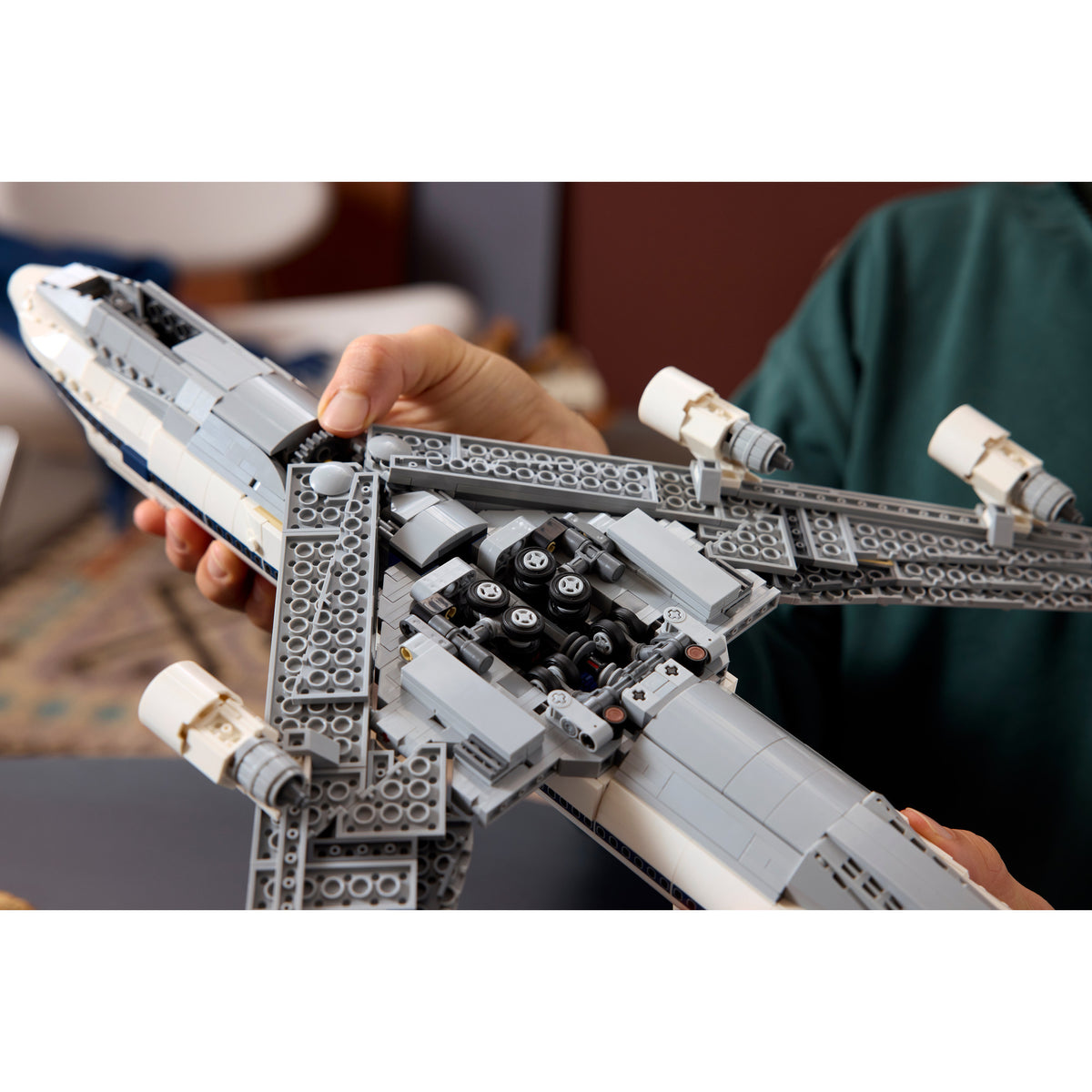 Lego® Icons Shuttle-Trägerflugzeug – 10360