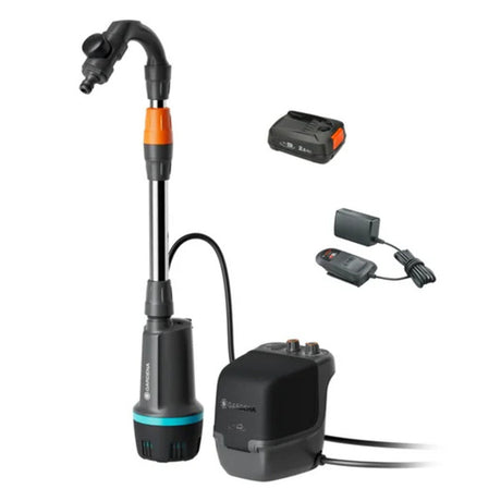 Gardena Akku Regenfasspumpe 2400 Comfortautomatic 18V P4A Fertigset inkl. Akku und Ladegerät (dunkelgrau schwarz, 14605-20 | Pumpe | Akku | Ladegerät | Schlauch und Anschluss)
