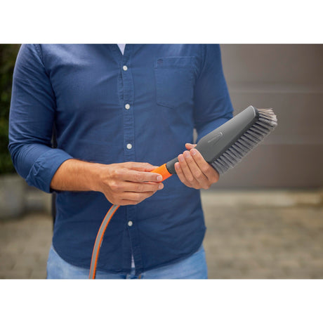 Gardena Cleansystem Reinigungsset mit Handbürste M Soft, Seifenstück-Waschbürste (Grau, 18863-20)