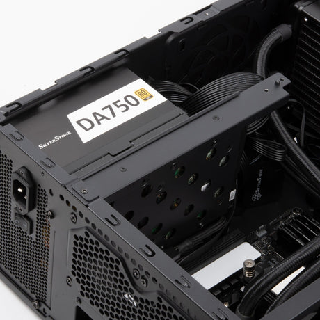 Silverstone SST-GD11B HTPC-Gehäuse (schwarz | 2x USB-A | 1x USB-C)