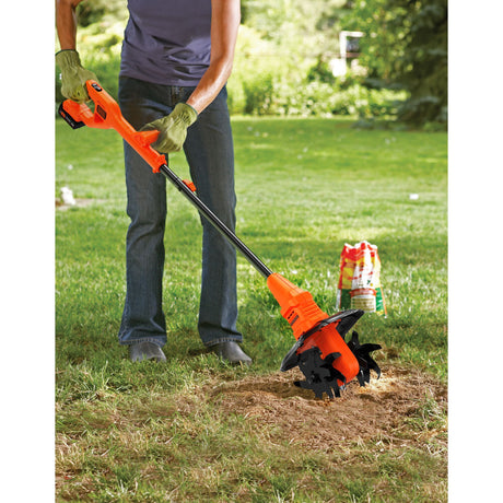 Black+Decker Black Decker Betl1820L-QW – Akku-Gartengrubber – 18 V Li-Ion – 22 cm Arbeitsbreite – ergonomisches Design