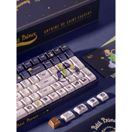 Iqunix F97 Starry Tryst RGB mechanische Gaming-Tastatur (dunkelblau, US-Layout (QWERTZ), Gateron-Rot, 96 %, RGB-LEDs, Hot-Swap-fähig, PBT, 2,4 GHz | Bluetooth 5.1 | USB-C)