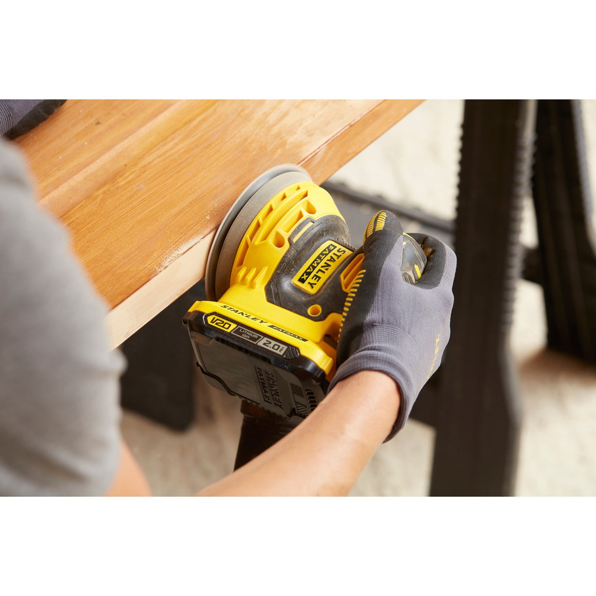 Stanley Fatmax V20 18V exzentrischer Schleifer