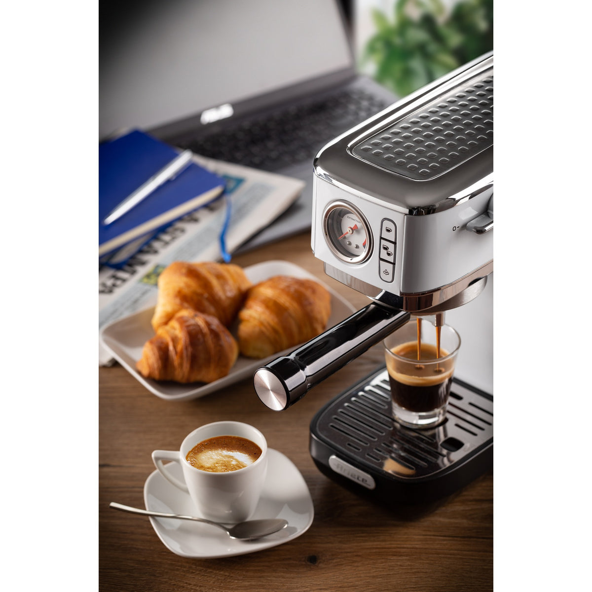 Ariete Moderna Espresso Slim 1381 14 Espressomaschine (weiß)