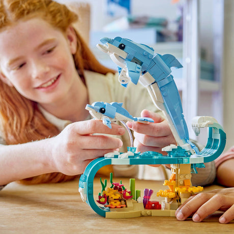 Lego® Creator 3in1 Meerestiere: Wunderschöne Delfine – in ein Seepferdchen oder eine Krabbe umbauen – 31385
