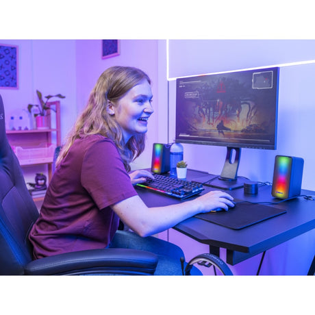 Trust GXT 611 Wezz Illuminated 2.0 RGB-Lautsprecherset PC-Lautsprecher (schwarz, RGB-LEDs)