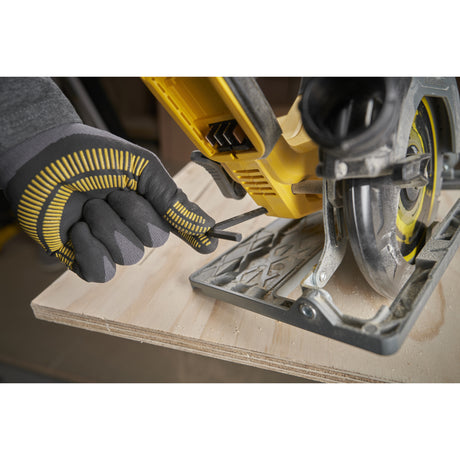 Stanley Fatmax V20 18 V Kreissäge 190 mm Handkreissäge (schwarz gelb, Akku und Ladegerät im Lieferumfang enthalten, mit Koffer)