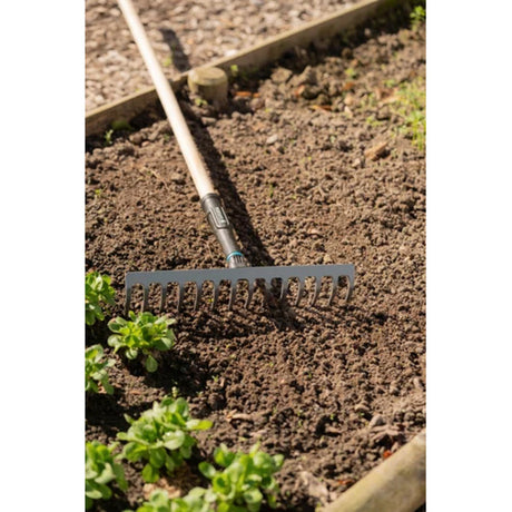 Gardena Pureline Rechen 36 cm FSC 100 % (dunkelgraue Holzfarbe, 17306-20)