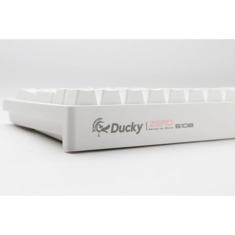Ducky Zero 6108 Pure White RGB mechanische Gaming-Tastatur (weiß, US-Layout (QWERTY), Cherry MX2A Brown, 100 %, RGB-LEDs, Double-Shot PBT, Hot Swap, 2,4 GHz | Bluetooth | USB-C)