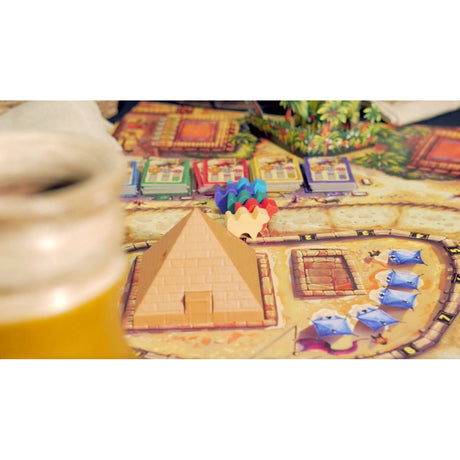 Asmodee eggertspiele Camel Up – Brettspiel Kamelrennen – Neuauflage mit 3D-Palme