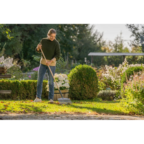 Gardena Pureline Rasenrechen FSC 100 % (graue Holzfarbe, 17305-20)