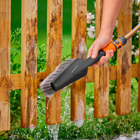 Gardena Clean System Handbrush M weich, mit Schlauchverbindung