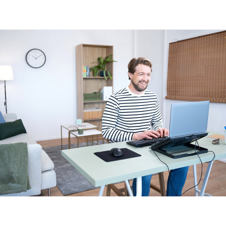 Vertrauen Sie dem Laptop-Kühlständer von Exto