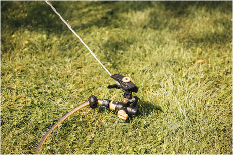 Fiskars Sektorsprinkler | auf Metallstift - 1023658