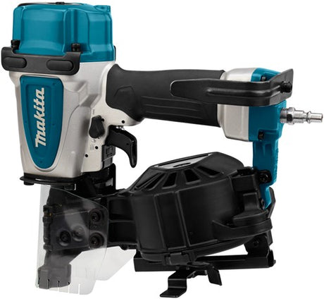 Makita AN454 Dachpappentacker mit 8 Stangen
