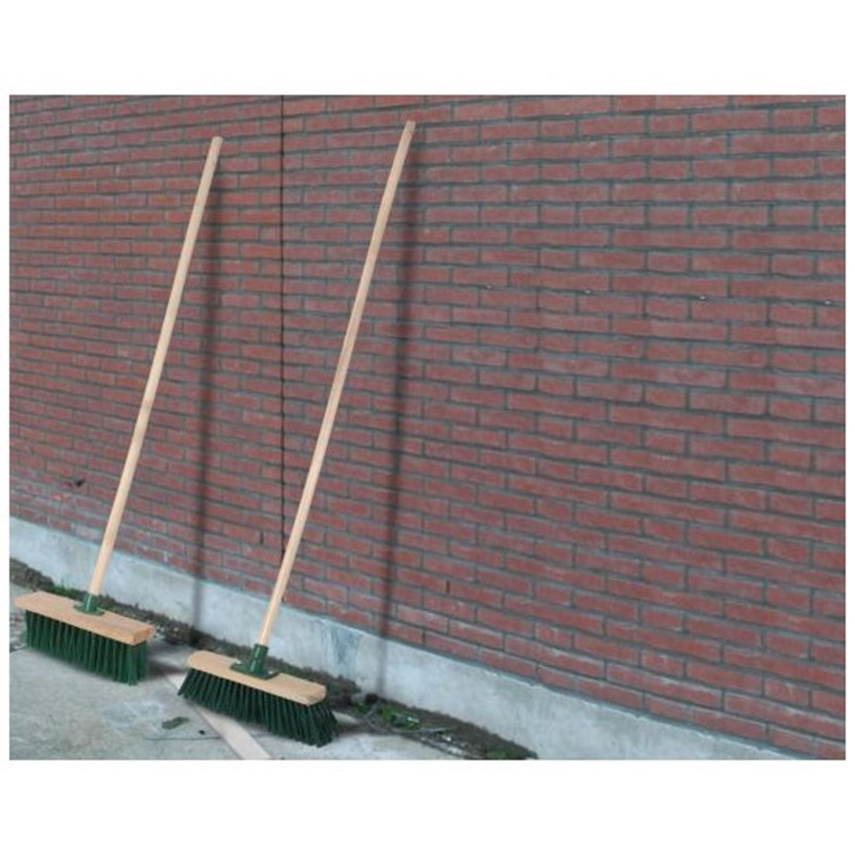 Profi-Gartenbesen 30 cm inklusive Stiel