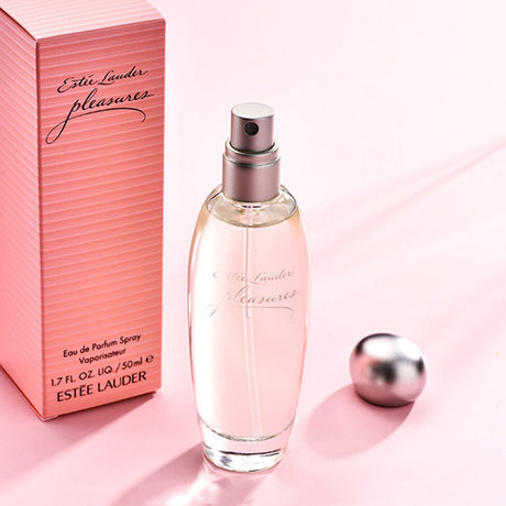 Estee Lauder Eau de Parfum Spray Vergnügen Frau 50 ml Damen