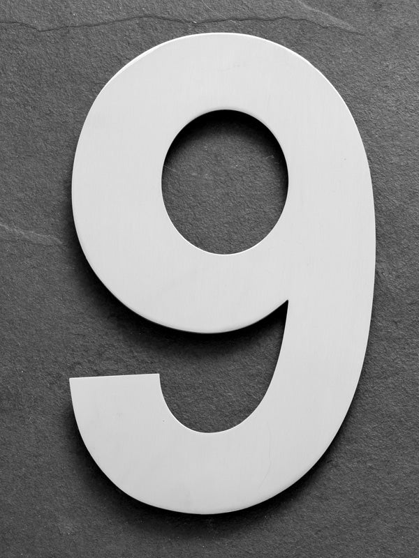 Edelstahlhaus Nummer 9