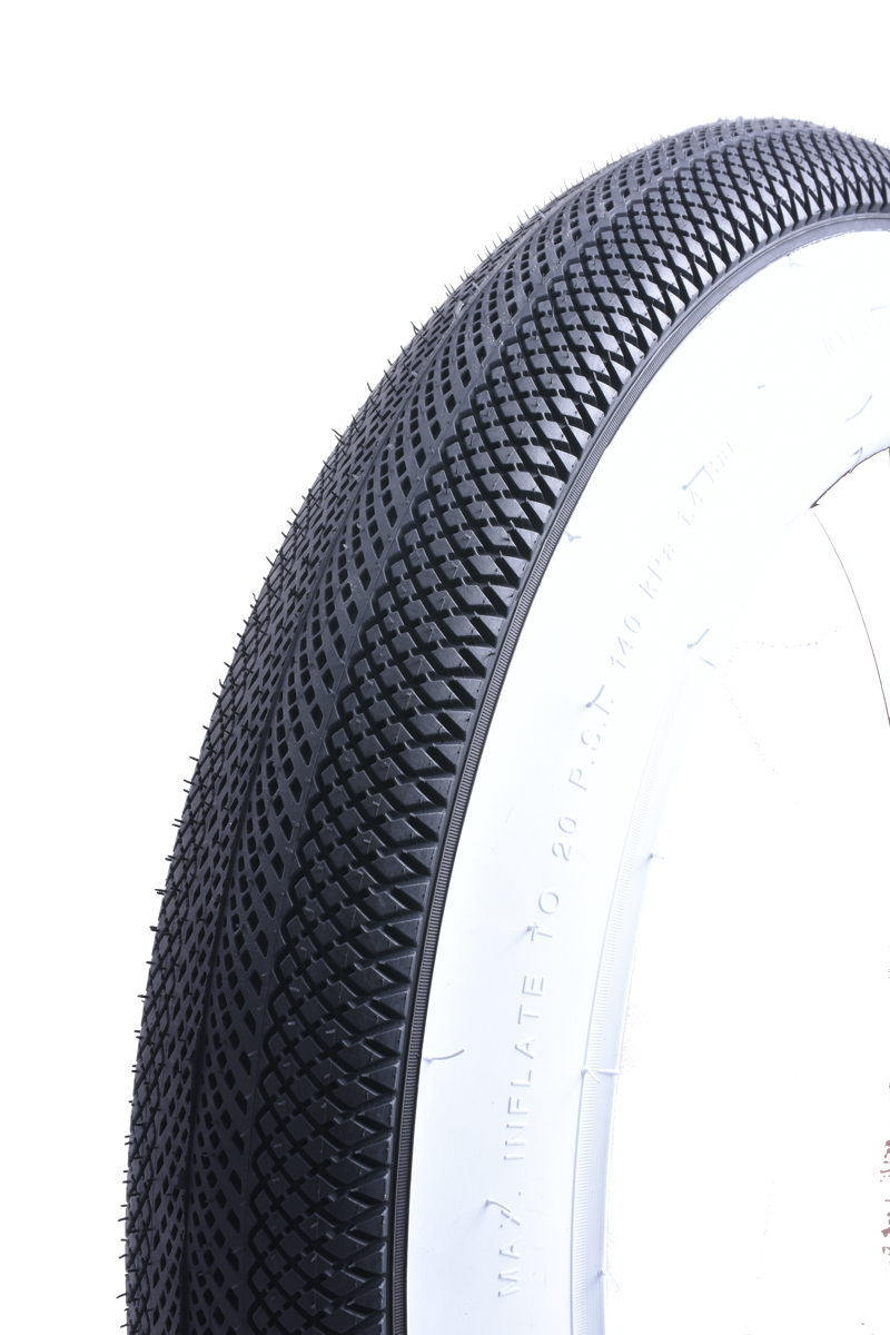 Verschiedene Reifen weiße Wand 20x4.00 | Fatbike Street